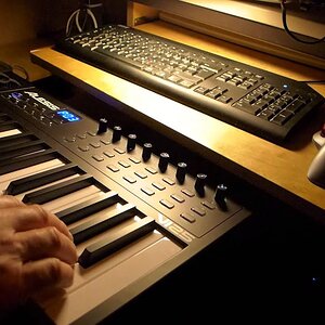 Как выбрать MIDI-клавиатуру. Характеристики