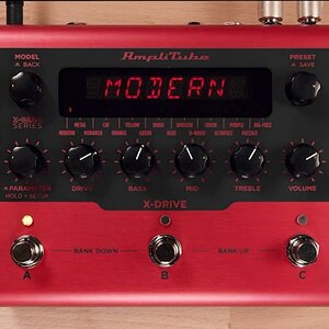 Демонстрация педали дисторшна AmpliTube X-DRIVE - часть линейки гитарных педалей AmpliTube X-GEAR