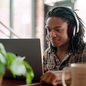 Обзор Minimoog Model D для macOS