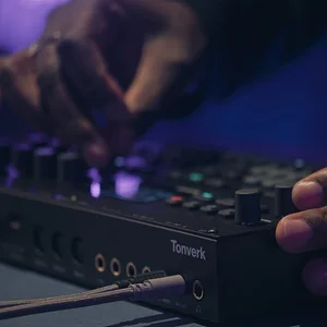 Tonverk — At A Glance